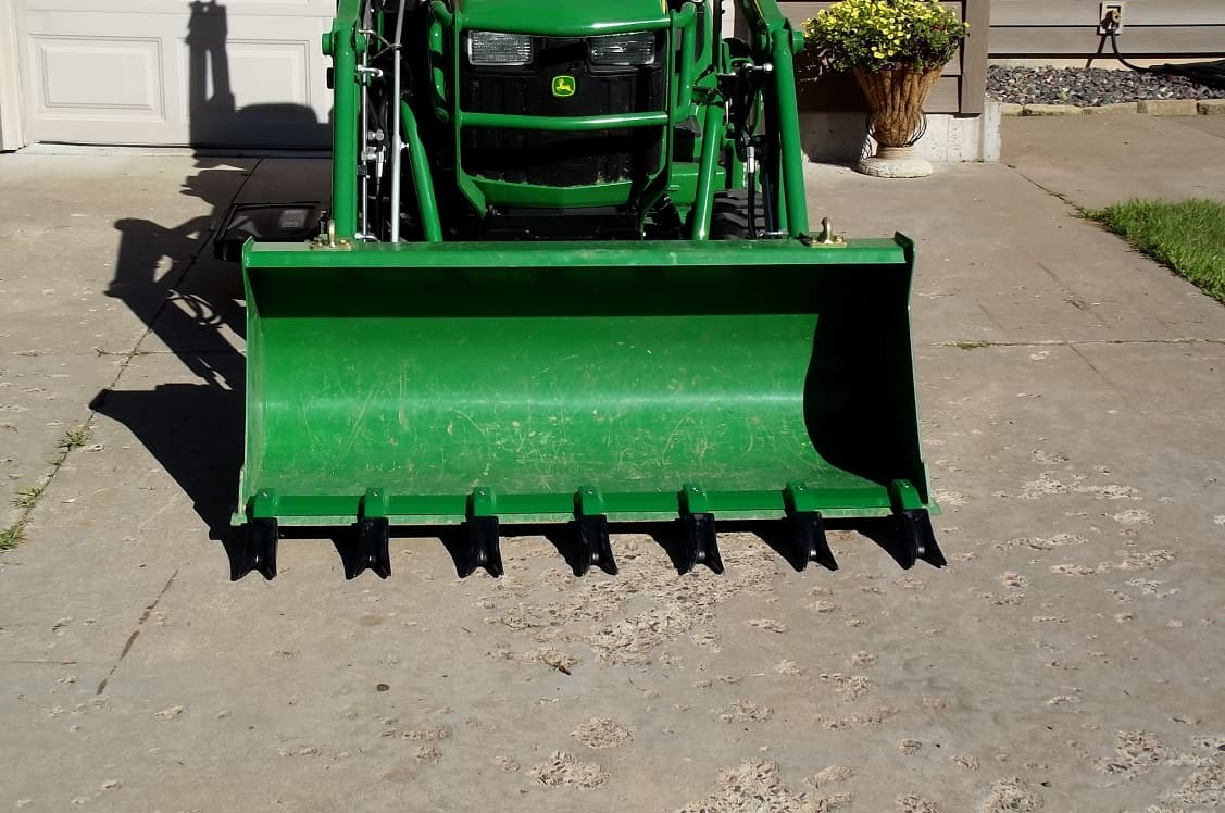 John Deere Garden Tractor With Loader October 2018
